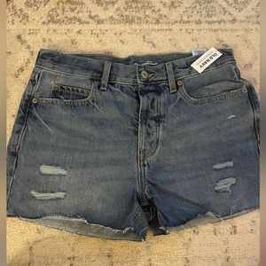 Old Navy High-Rise Slouchy Straight Jean Shorts
